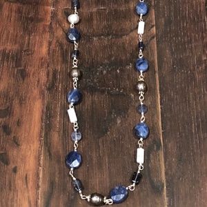 Silpada ladies 16" silver and beaded necklace